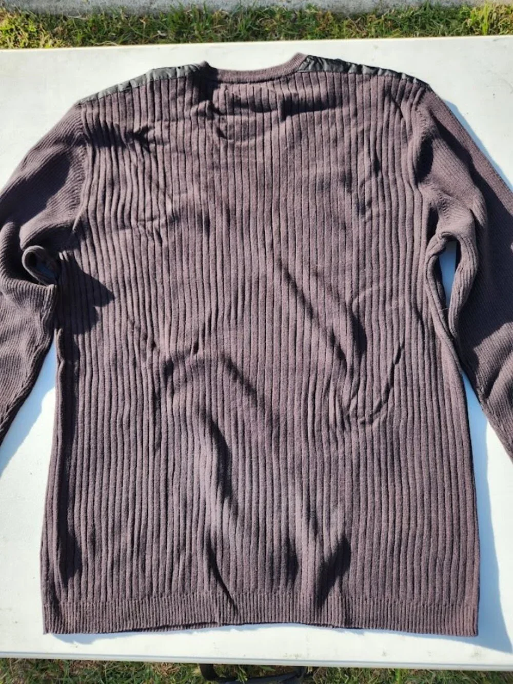 Calvin Klein Ribbed V-Neck Black Sweater Size Men's Large L with Shoulder Detail